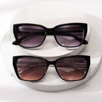 Plastic sunglasses in square frame Elit BZ3240-EL