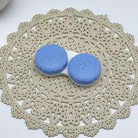 Contact lens case J015