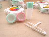 Kit for soft contact lenses (Kits for contact lenses) W012