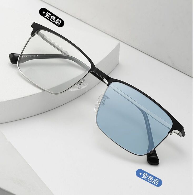 Photochromic glasses with blue light and UV protection 9681-GT