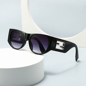 Plastic sunglasses in retro square frame Elit 9217-EL
