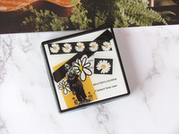 Kit for soft contact lenses (Kits for contact lenses) FX1022Daisy