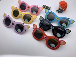 Детские поляризационные солнцезащитные очки Wanpixiong 2009
