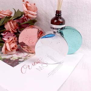 Set for a soft contact lens MT-8083