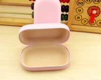 Universal box for storing contact lenses 002