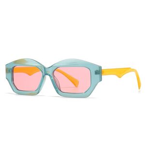 Plastic sunglasses in the shape of a cat's eye Elit 9170-EL