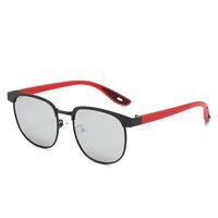Polarized metal sunglasses with UV400 protection RB3698-GT