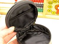 Universal box for storing contact lenses 90压花包