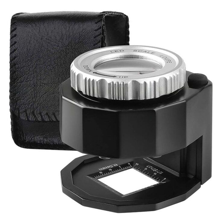 Portable pocket magnifier with backlight and UV light 新小六灯, diameter: 30 mm, magnification: 30X