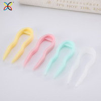 Пинцет пластиковый с присоской в индивидуальной упаковке DY-1055, длина пинцета - 4,8 см