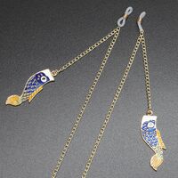 Gold-colored metal non-slip chain, with pendant style carp, for glasses and masks GL375