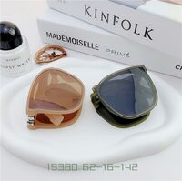 Солнцезащитные пластиковые TR90 складные очки  SANTA 19380S