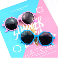 Детские силиконовые солнцезащитные поляризационные очки с защитой UV400 T11023