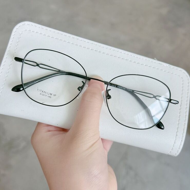 Titanium extralight frames MAMO T12005