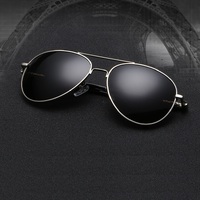 Polarized sunglasses with UV400 protection F209-5