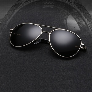 Polarized sunglasses with UV400 protection FENQI F209-5