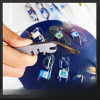 Frame adjuster for bending the bridge of the nose and temples, for straightening and restoring the shape of frames