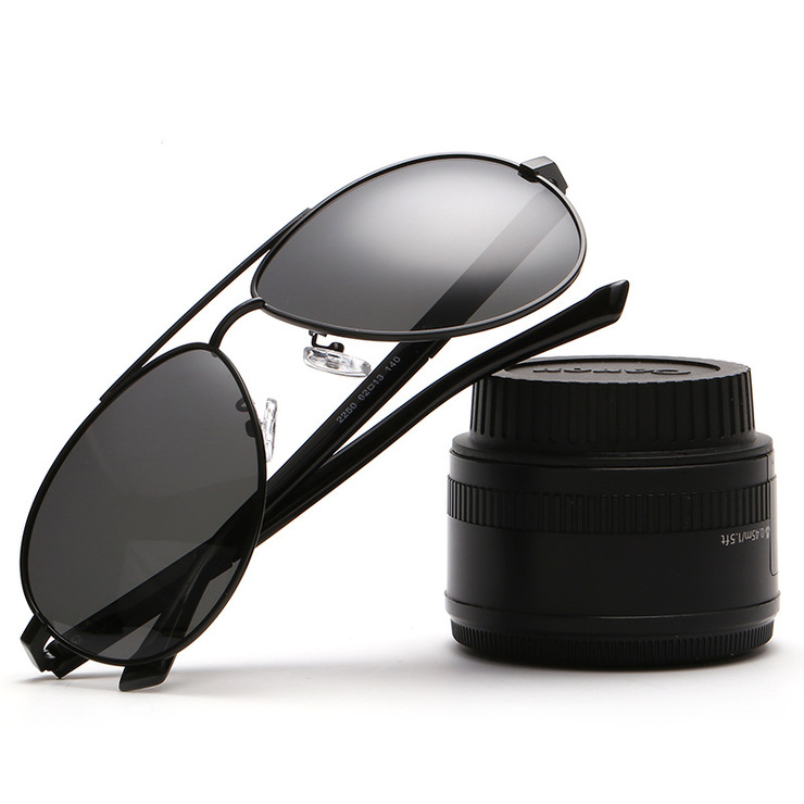 Polarized sunglasses with UV400 protection F2250