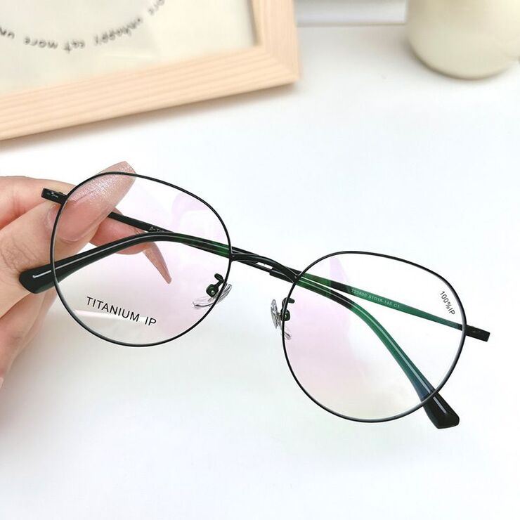 Оправа сверхлёгкая титановая + пластик TR90 MAMO T23800