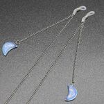 Silver-colored metal non-slip chain, with pendant opal moon, for glasses and masks GS023