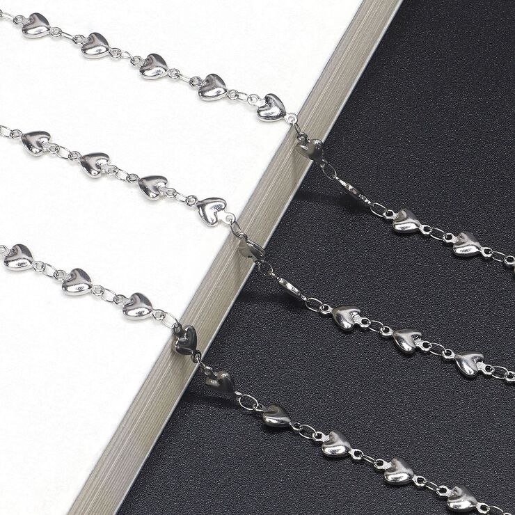 Metal non-slip silver chain, with heart, for glasses and masks GS028