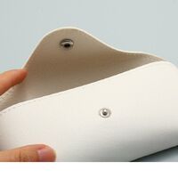 Sunglasses and eyeglasses hard shell case + extra kit HD20220714004