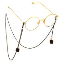 Black-colored metal non-slip chain, with pendant crystal cube, for glasses and masks GL601