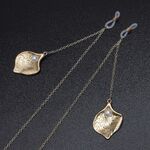 Gold-colored metal non-slip chain, with pendant geometric curved and pearl, for glasses and masks GL571