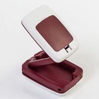 Лупа складная с универсальной подсветкой 7021-XX, размеры: 52*47 мм, увеличение: 3Х