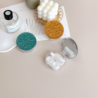 Kit for soft contact lenses (Kits for contact lenses) MT6568-5