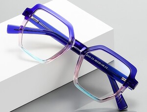 Оправа пластиковая, материал TR-90+CA (флекс!) FOCUS FCS2143