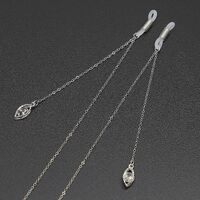 Silver-colored metal non-slip chain, with pendant teardrop, for glasses and masks GL337