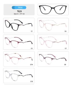 Оправа пластиковая из TR90 женская с флексом T829-DA