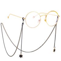 Black-colored metal non-slip chain, with pendant six-pointed star, for glasses and masks GL457