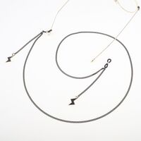 Black-colored metal non-slip chain, with pendant lightning, for glasses and masks GL829