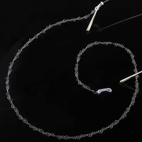 Steel-colored metal non-slip chain, withheart, for glasses and masks GS013