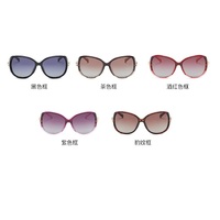 Polarized sunglasses with UV400 protection F8842