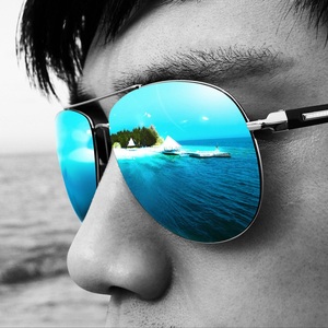 Polarized sunglasses with UV400 protection FENQI F2362