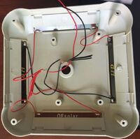 Tabletop glasses stand - solar powered revolving display 003白