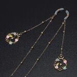 Gold-colored metal non-slip chain, with pendant flower girl and beads, for glasses and masks GL577