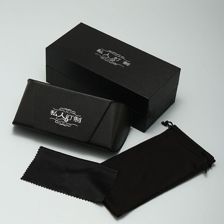 Футляр для очков и солнцезащитных очков + дополнительный комплект AL001