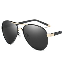 Polarized sunglasses with UV400 protection F8701