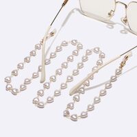 Gold-colored metal non-slip chain, with pearl heart, for glasses and masks GL1623