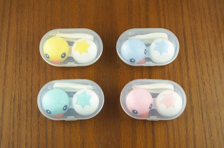 Mini set for a soft contact lens (Kits for contact lenses) A82076