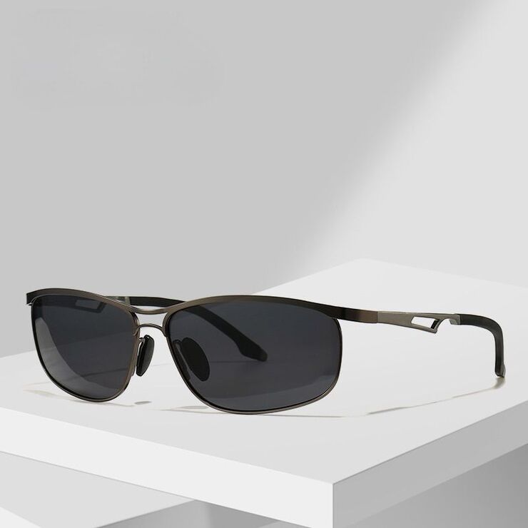 Polarized metal sunglasses with UV400 protection 2989-GT