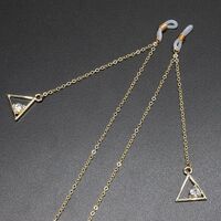 Gold-colored metal non-slip chain, with a triangle pendant with rhinestones, for glasses and masks GL384