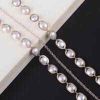 Gold-colored metal non-slip chain, with pearl, for glasses and masks GL748