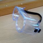 Safety shockproof medical anti-fog goggles 护目镜-全封闭-四珠