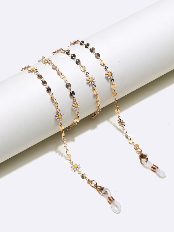 Set of two gold and silver glasses chain with number 8 GL1359