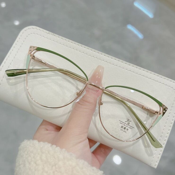 Combined frame (metal + TR90) with Blue Ray Cut protection lenses and flex MAMO S11502